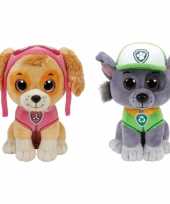 Paw patrol knuffels set van 2x karakters skye en rocky 15 cm hond